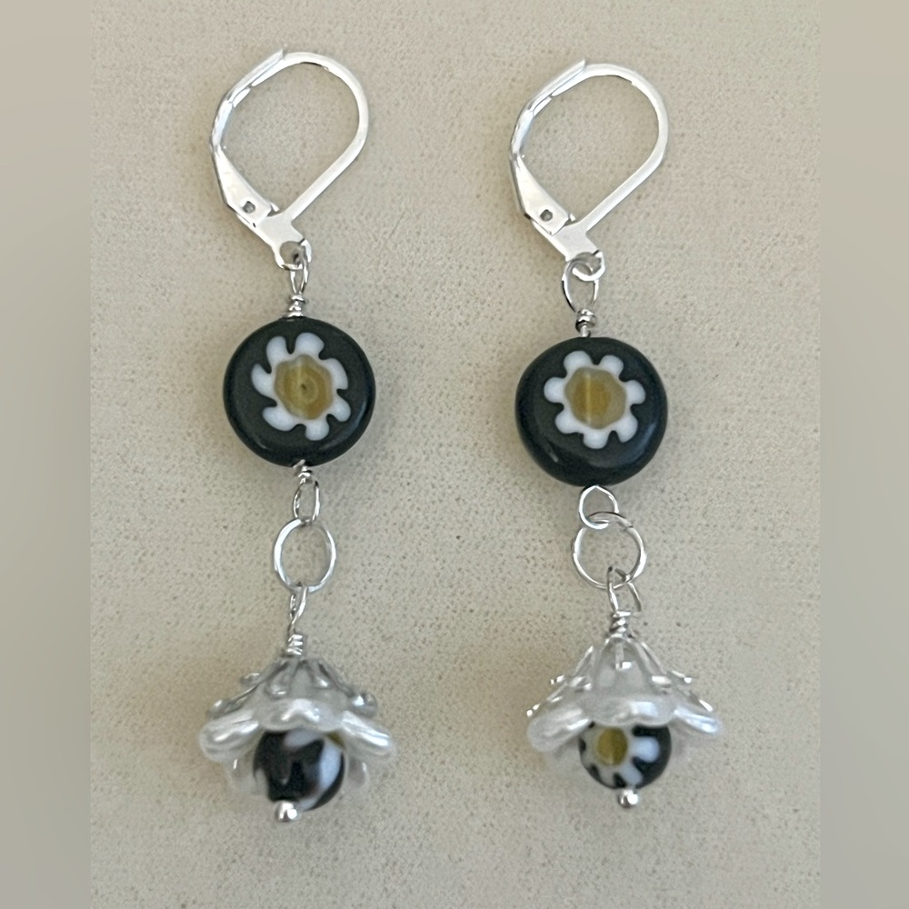 New Pretty Pearlescent Flower & Black Millefiori Dangle Earrings